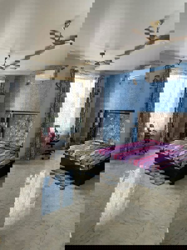 1 BHK 450 Sq.Ft. Apartment in Redstone Saifee Park