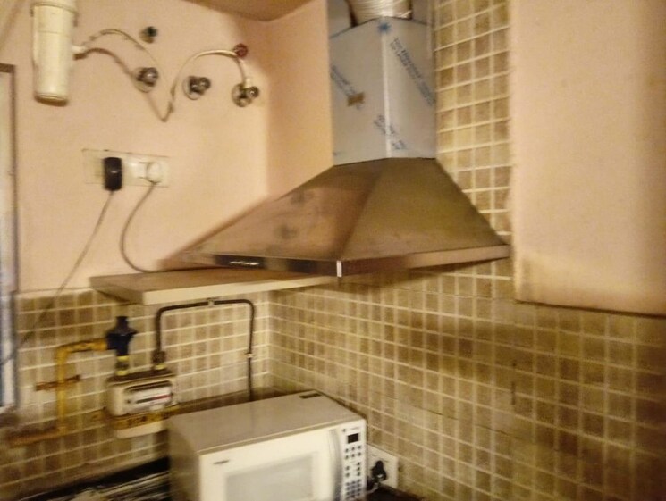 Kitchen, paras-tierea 1 Bedroom 495 Sq.Ft. Apartment In Sector 137 Noida 9729941