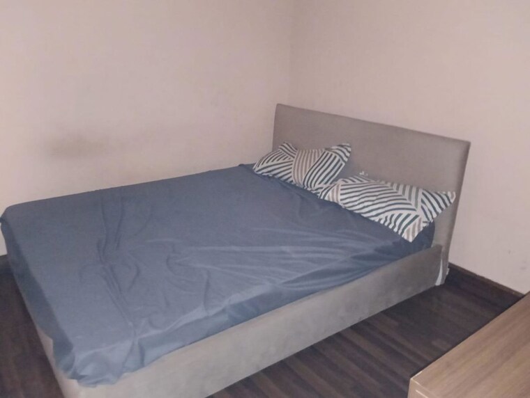 Bedroom, paras-tierea 1 Bedroom 495 Sq.Ft. Apartment In Sector 137 Noida 9729941