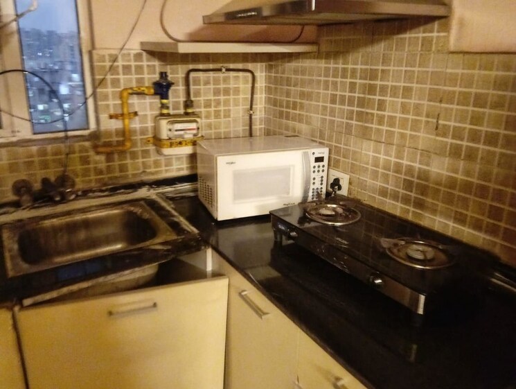 Kitchen, paras-tierea 1 Bedroom 495 Sq.Ft. Apartment In Sector 137 Noida 9729941