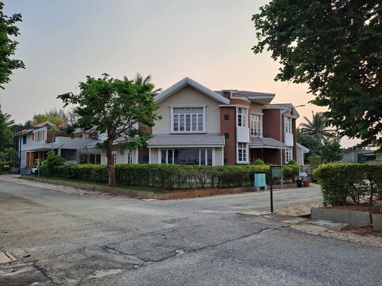 Exterior View, swiss-towns 4 Bedroom 7000 Sq.Ft. Villa In Devanahalli Bangalore 9730045