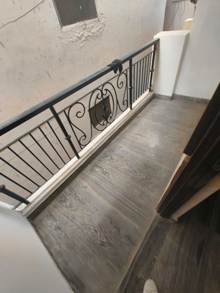 Balcony, saket 1 Bedroom 530 Sq.Ft. Apartment In Saket Delhi 9730056