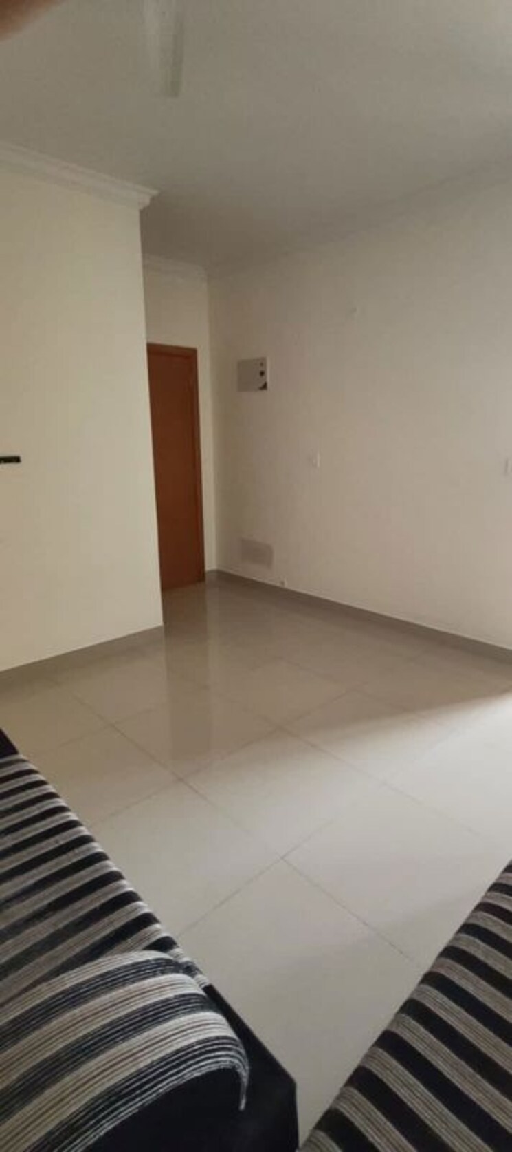 Hall, bendre nagar 2 Bedroom 1020 Sq.Ft. Apartment In Bendre Nagar Bangalore 9729755
