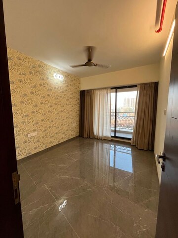 Room in 3 BHK Apartment at Paradise Sai World Dreams, Dombivli East – for Sale