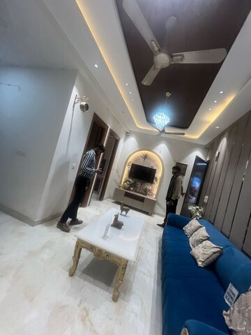 Parking in 2 BHK Builder Floor at Ashoka NCR Green Extension, Aimnabad – for Sale