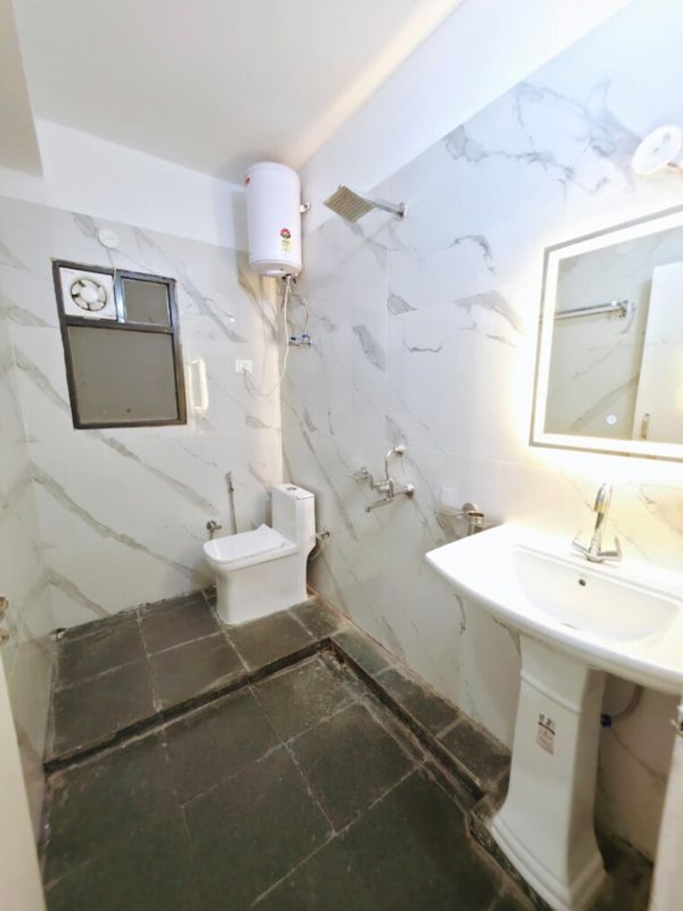 Bathroom, sector 46 1 Bedroom 710 Sq.Ft. Builder Floor In Sector 46 Gurgaon 9730068
