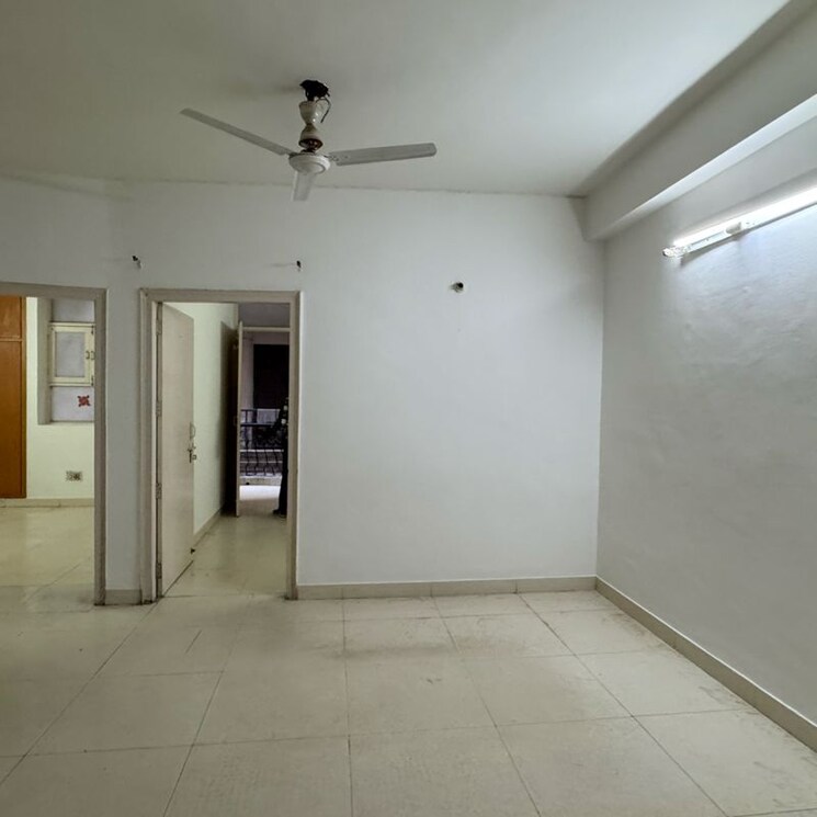 Room, chattarpur 2 Bedroom 850 Sq.Ft. Builder Floor In Chattarpur Delhi 9730071
