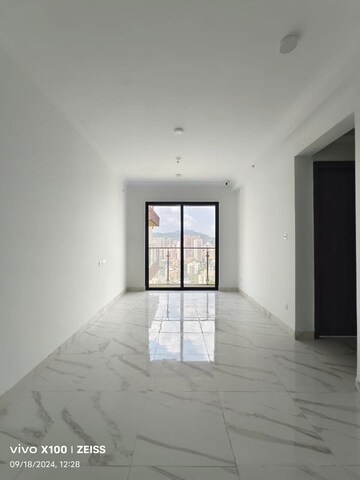 Room in 1 BHK Apartment at Raymond Ten X Vibes, J K Gram – for Rent