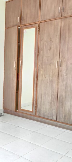 Building Lobby in 3 BHK Apartment at Nagarjuna Green Ridge, Hsr Layout – for Rent