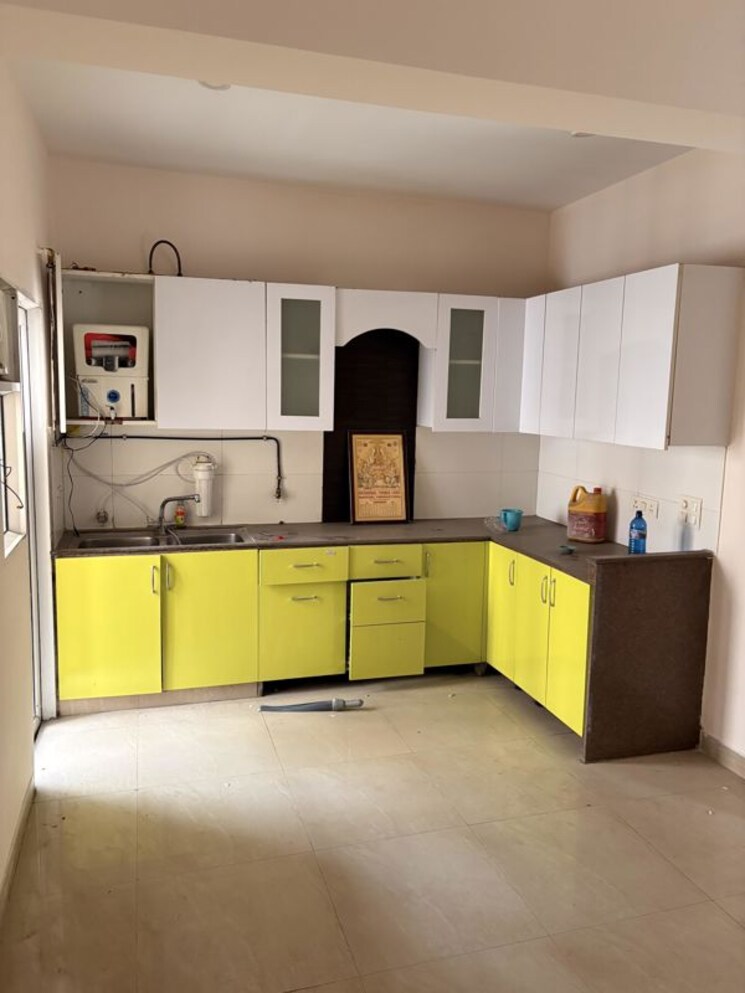 Kitchen, exotica-fresco 3 Bedroom 1560 Sq.Ft. Apartment In Sector 137 Noida 9730108