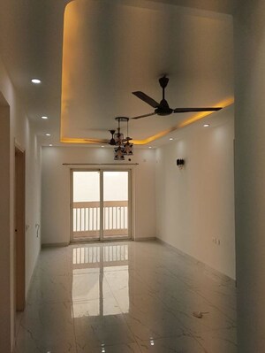 Room in 2 BHK Apartment at Godrej Woods, Sector 43 – for Rent