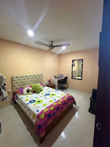 Room in  Pg at Viraj Khand – for Rent