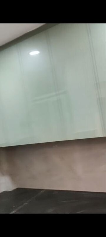 Room in 1 BHK Builder Floor at Vaishali Sector 6 – for Sale