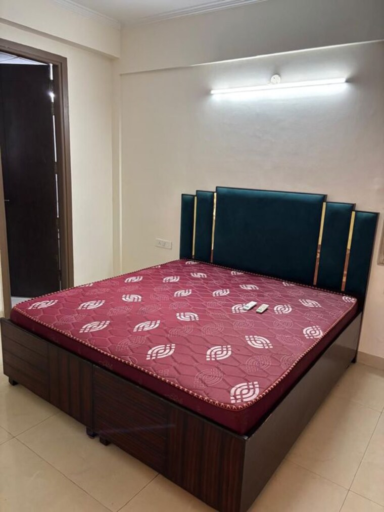 Bedroom, maya-garden-city 3 Bedroom 1574 Sq.Ft. Apartment In Lohgarh Zirakpur 9730182