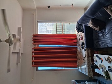 Furnished Amenities in 2 BHK Apartment at Platinum Tower 7, Andheri West – for Sale