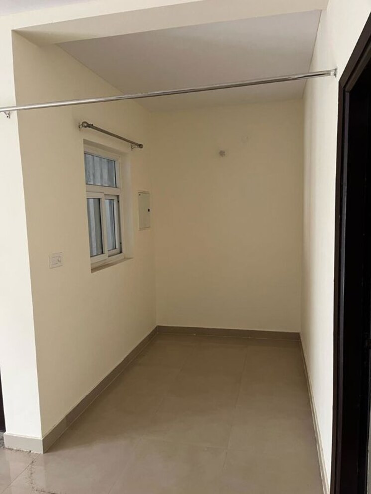 Room, sector 75 3 Bedroom 1620 Sq.Ft. Builder Floor In Sector 75 Faridabad 9730176