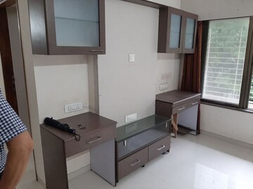 1 BHK Apartment For Sale in Dheeraj Godavari Apartment, Malad West