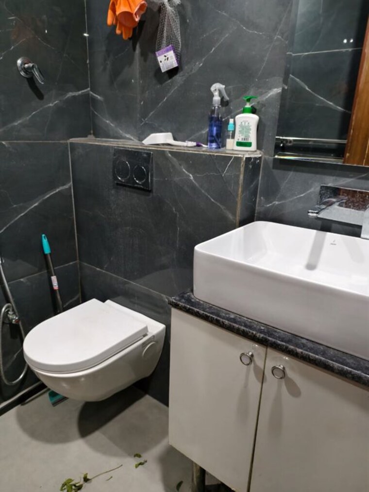Attached Bathroom, ghb-splande 3 Bedroom 1735 Sq.Ft. Apartment In Patiala Road Zirakpur 9730224