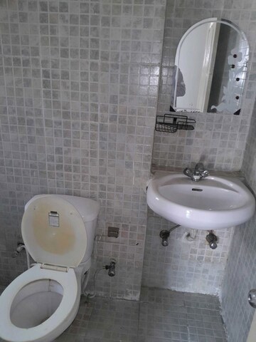 Bathroom in 3 BHK Apartment at Paras Tierea, Sector 137 – for Sale