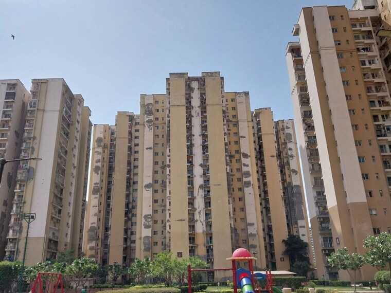 Exterior View, paras-tierea 3 Bedroom 1265 Sq.Ft. Apartment In Sector 137 Noida 9730227
