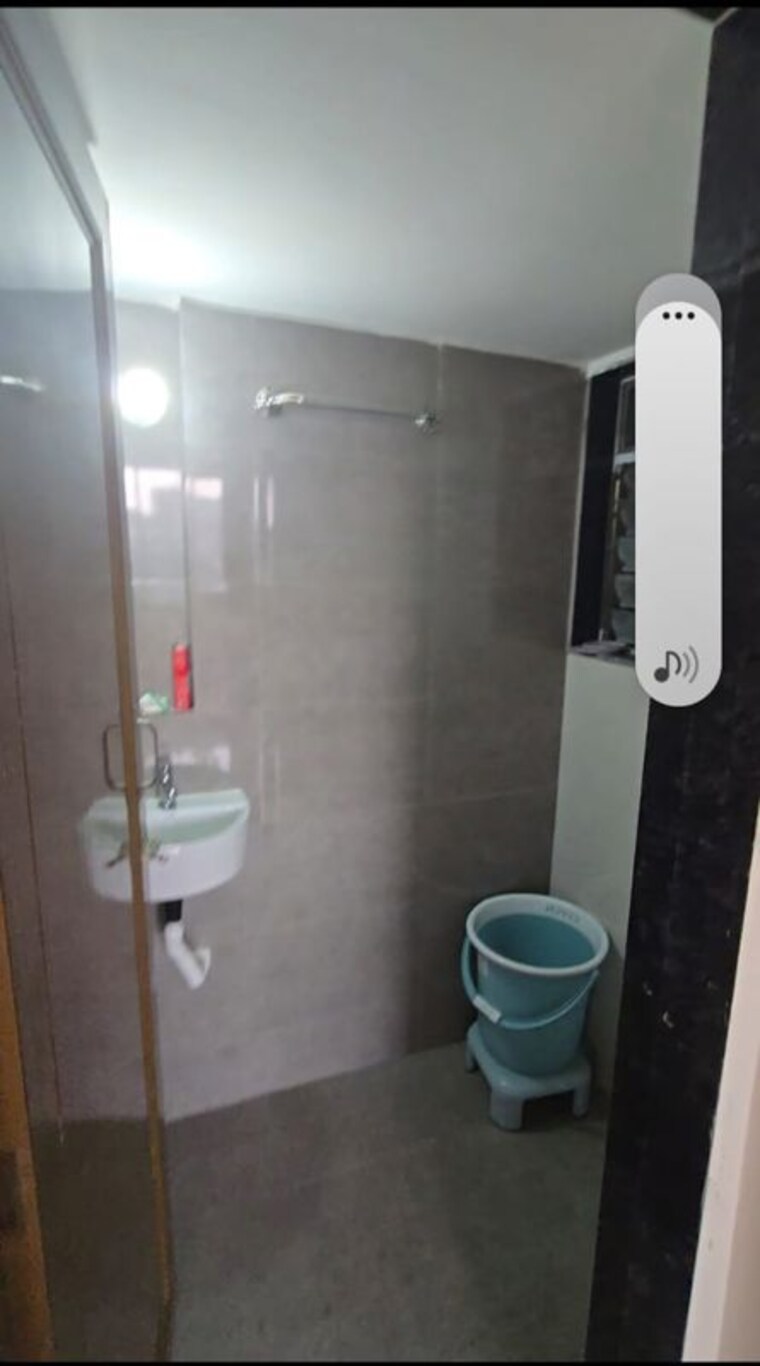 Bathroom, sagar-chs-kurla-west 1 Bedroom 305 Sq.Ft. Apartment In Kurla West Mumbai 9730265