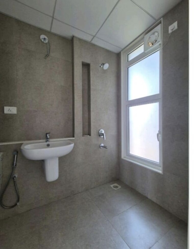 Bathroom, tata-serein 3 Bedroom 943 Sq.Ft. Apartment In Pokhran Road No Two Thane 9730279