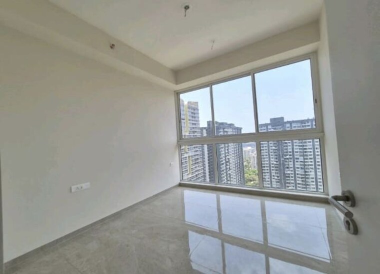 Room, tata-serein 3 Bedroom 943 Sq.Ft. Apartment In Pokhran Road No Two Thane 9730279