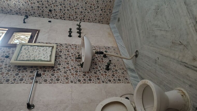 Bathroom, sector 55 2 Bedroom 1110 Sq.Ft. Independent House In Sector 55 Noida 9730290