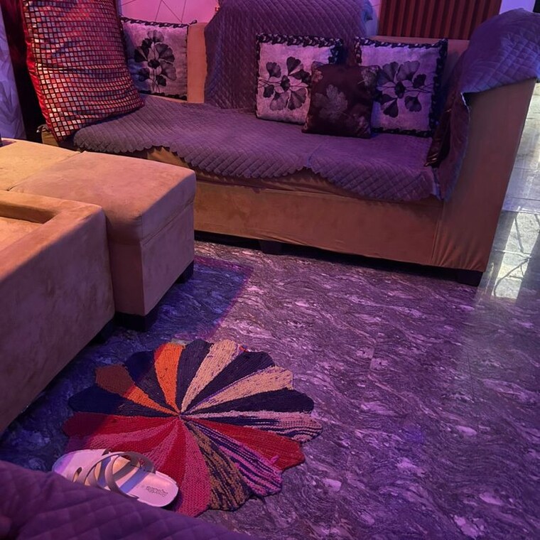 Bedroom, dwarka mor 2 Bedroom 55 Sq.Yd. Builder Floor In Dwarka Mor Delhi 9727615