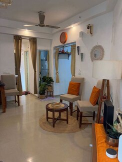 2 BHK Apartment For Rent in Saket