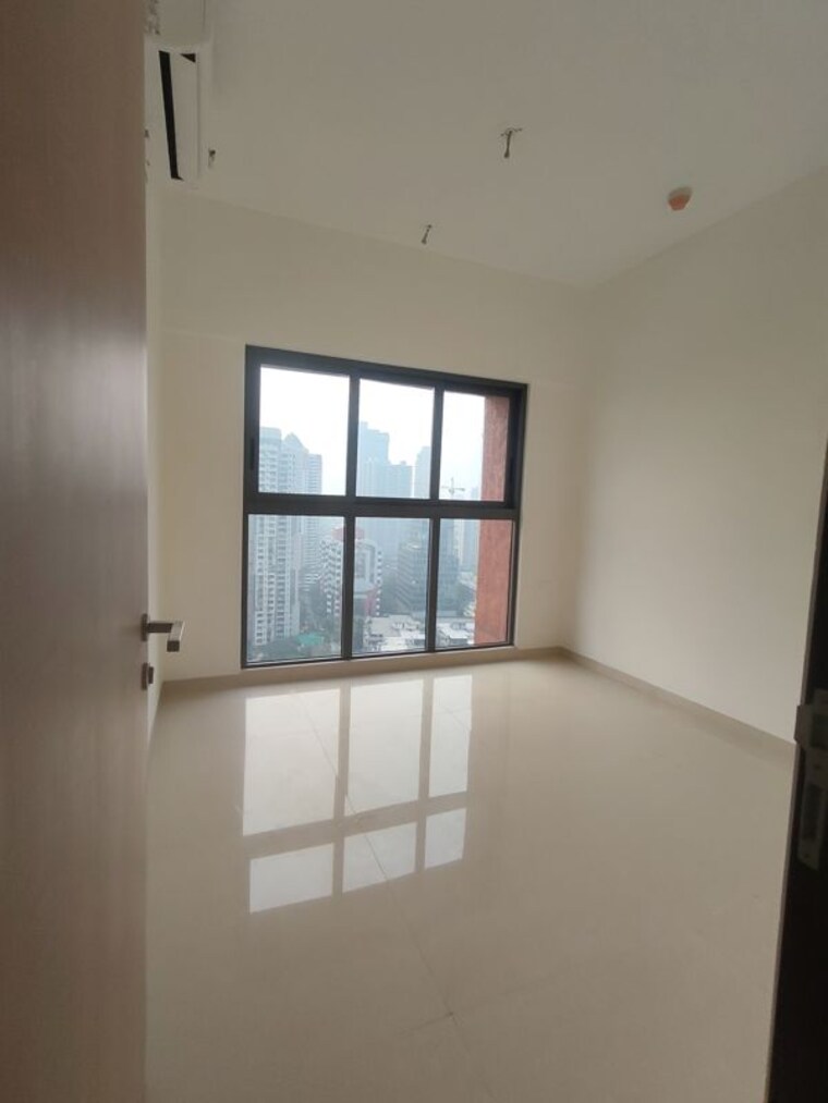 Room, lodha-vista 2 Bedroom 750 Sq.Ft. Apartment In Lower Parel Mumbai 9730306