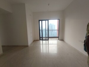 Room in 2 BHK Apartment at Lodha Vista, Lower Parel – for Rent