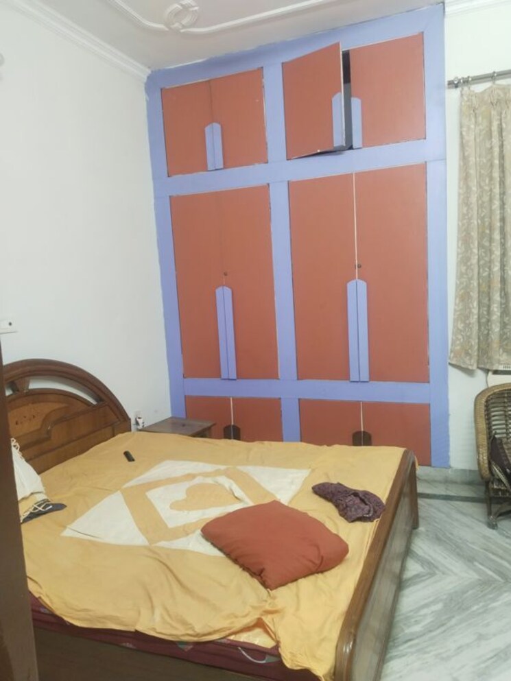 Bedroom, gomti nagar 1.5 Bedroom 900 Sq.Ft. Builder Floor In Gomti Nagar Lucknow 9730320