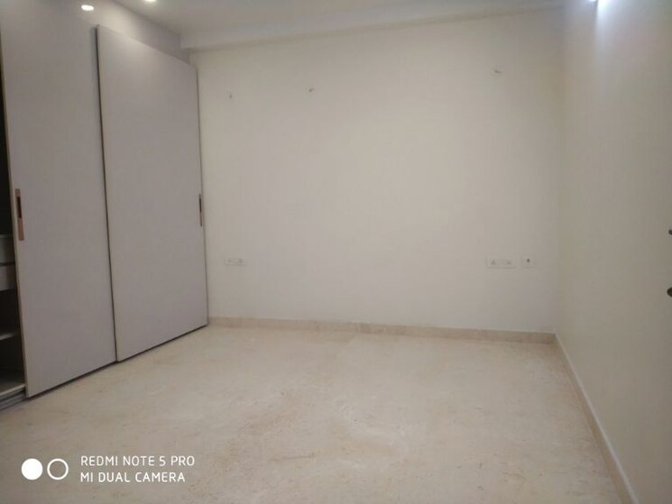 Room, unitech-deerwood-chase 3.5 Bedroom 1950 Sq.Ft. Builder Floor In Nirvana Country Gurgaon 9730347