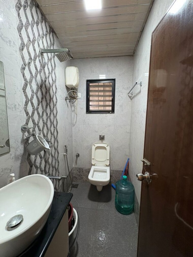Bathroom, new-krishna-tower 3 Bedroom 1000 Sq.Ft. Apartment In Kopar Khairane Navi Mumbai 9730351