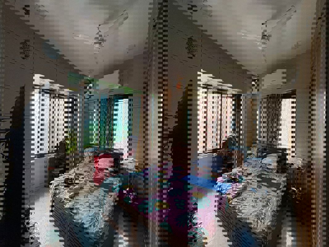 3 BHK Apartment For Sale in New Krishna Tower