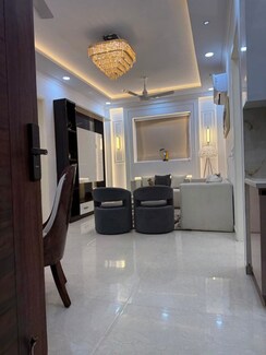 3 BHK + Servant Room Apartment For Sale in VIP Road