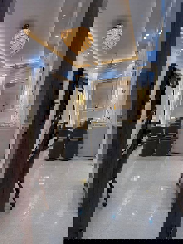 3 BHK + Servant Room Apartment For Sale in VIP Road