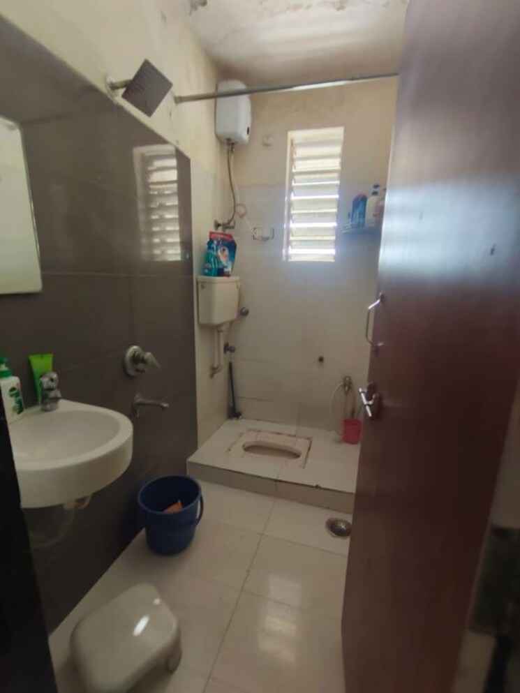 Bathroom, kamdhenu-eden-garden 2 Bedroom 1200 Sq.Ft. Apartment In Kharghar Navi Mumbai 9730333