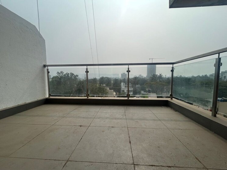 Balcony, erandwane 2 Bedroom 836 Sq.Ft. Apartment In Erandwane Pune 9730355