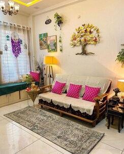 Pg For Rent in Vineet Khand