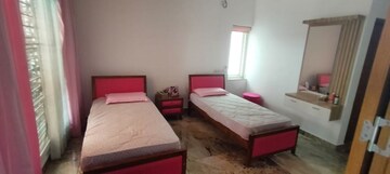 Bedroom in 4 BHK Independent House at Chittilappilly – for Sale