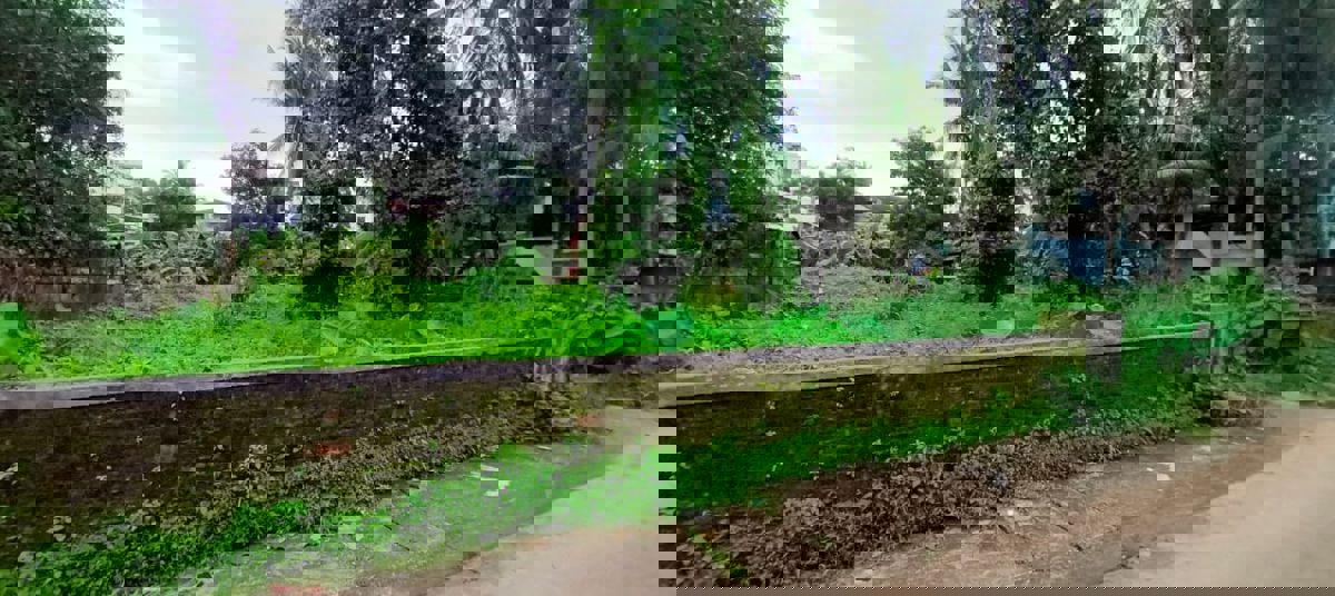 Plot For Sale in East Fort