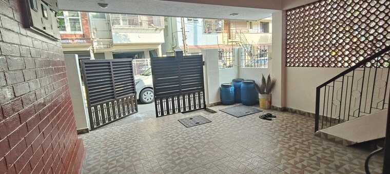 Team Area, indiranagar 2.5 Bedroom 1250 Sq.Ft. Independent House In Indiranagar Bangalore 9730401