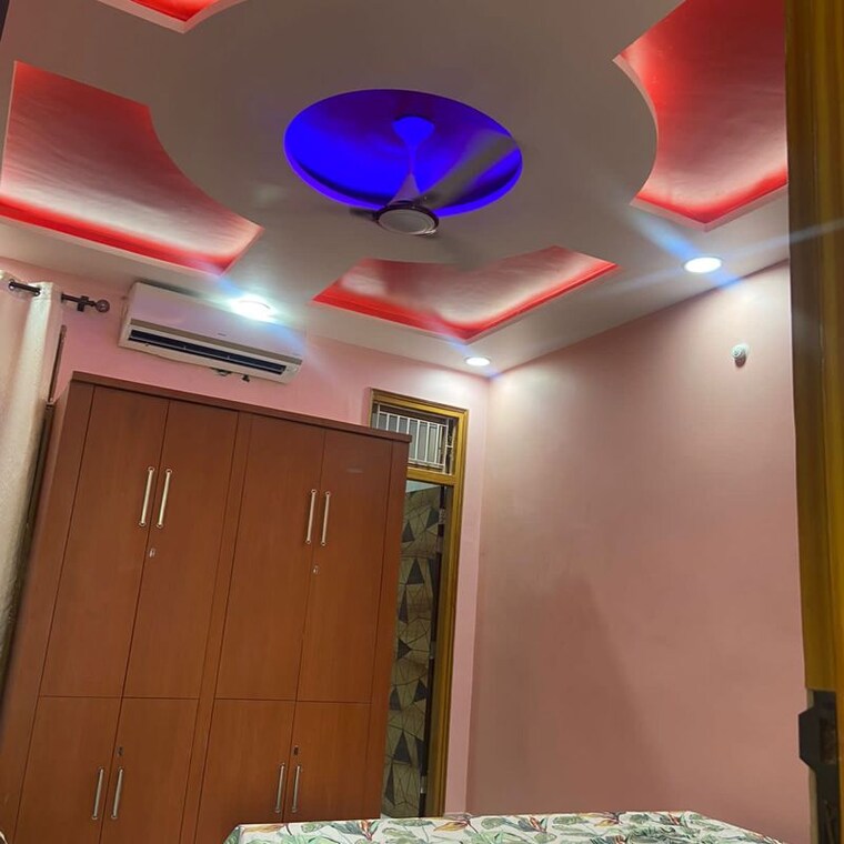 Bedroom, gomti nagar Pg For Girls In Gomti Nagar 9730439