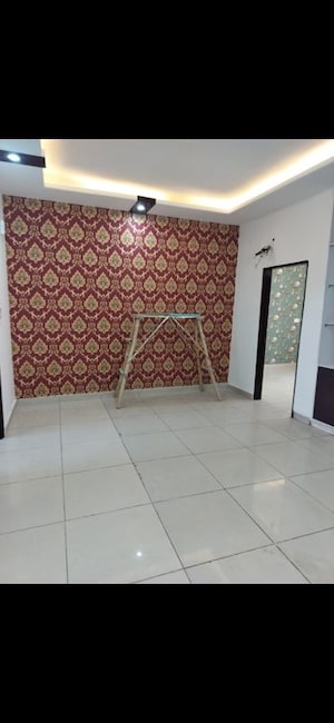 Room in 2 BHK Builder Floor at Dhakoli – for Rent