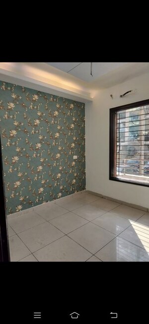 Room in 2 BHK Builder Floor at Dhakoli – for Rent