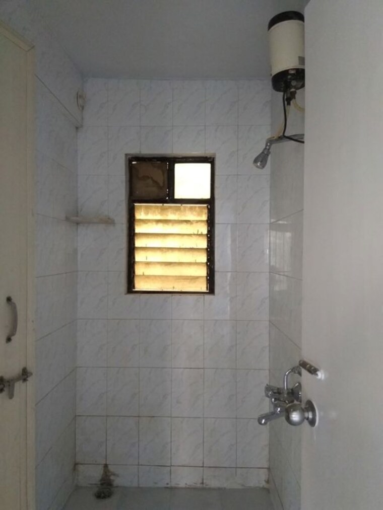 Bathroom, krishna-vihar-karve-nagar 1 Bedroom 510 Sq.Ft. Apartment In Karve Nagar Pune 9730455