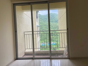 Room in 2 BHK Apartment at Bharat Ecovistas, Shilphata – for Rent