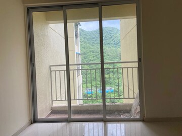 Room in 2 BHK Apartment at Bharat Ecovistas, Shilphata – for Rent